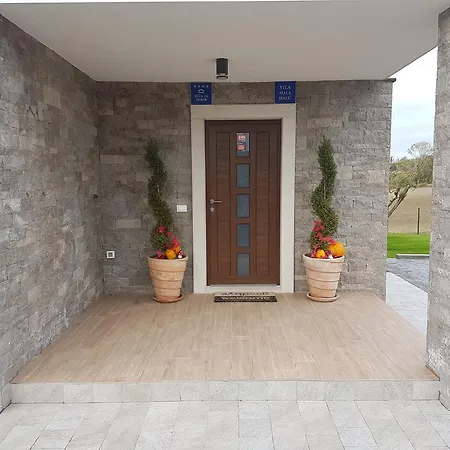 Villa Mala Halu'