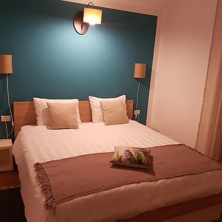 Villa Mala Halu' *